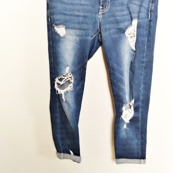 Resfeber Distressed Cuffed Medium Wash Capri Jeans Size 6 - Picture 3 of 7